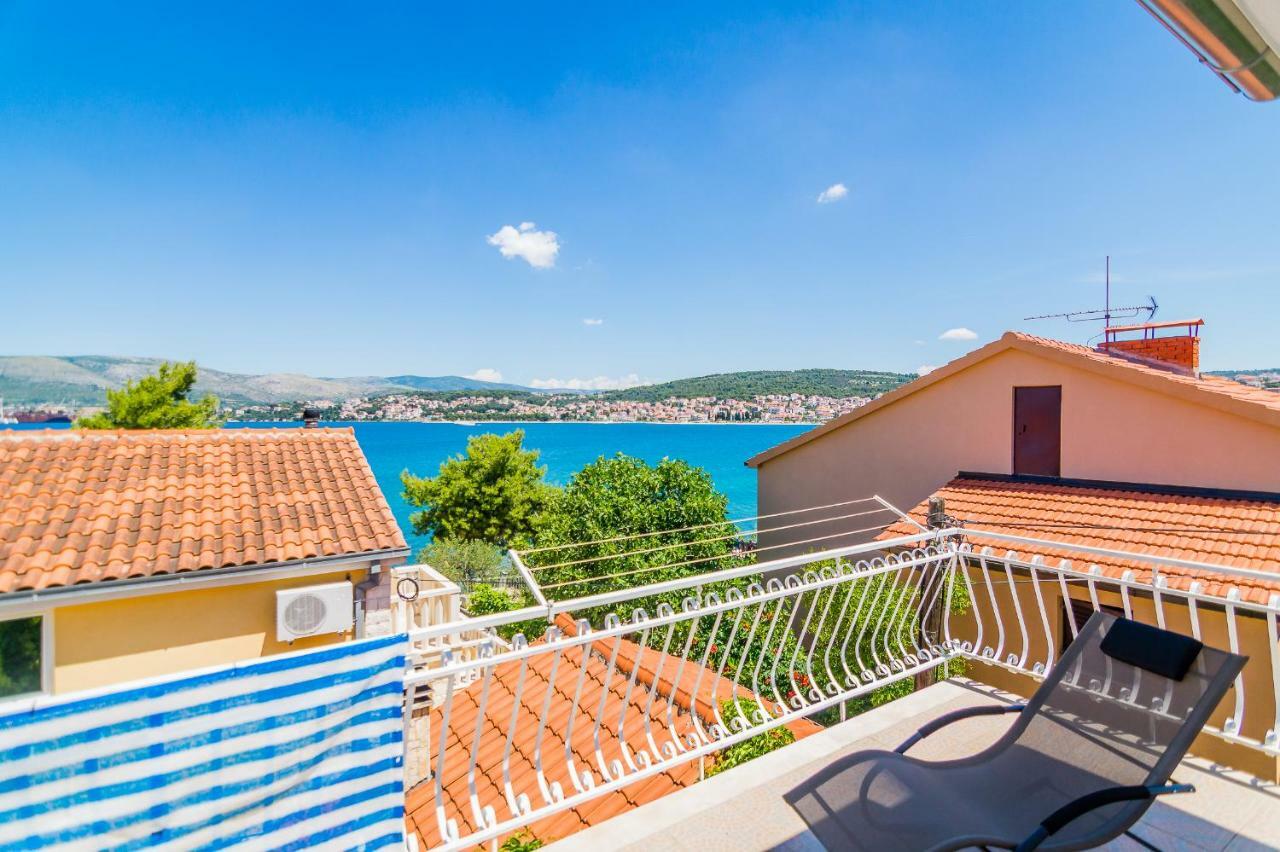 Apartment "On The Beach" Τρογκίρ Εξωτερικό φωτογραφία