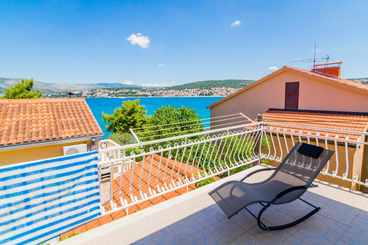 Apartment "On The Beach" Τρογκίρ Εξωτερικό φωτογραφία