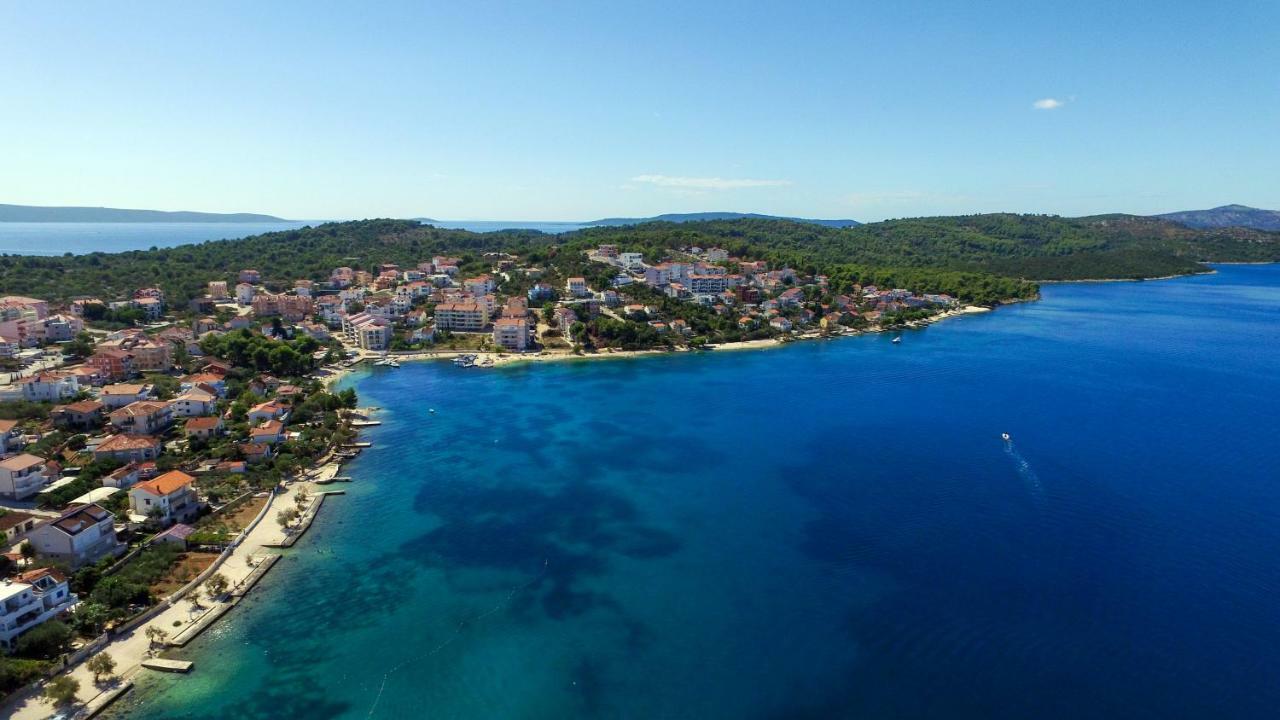 Apartment "On The Beach" Τρογκίρ Εξωτερικό φωτογραφία