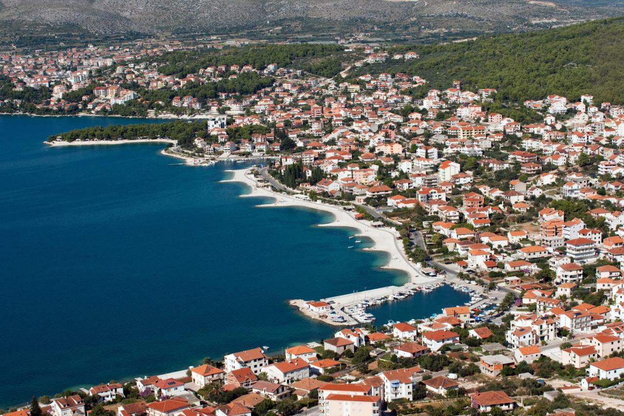 Apartment "On The Beach" Τρογκίρ Εξωτερικό φωτογραφία